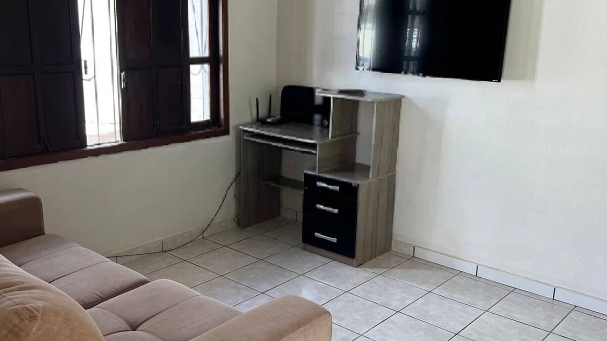 Porto Seguro House | Casa de praia MOBILIADA e c/piscina, AC, WIFI e sacadas com vista para o mar.