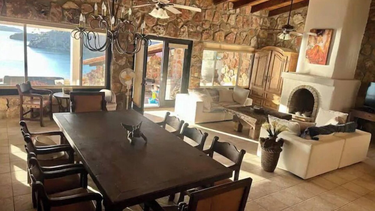 Mulege Villa | Casa De Roca Luxury Villa on the Bay of Concepcion