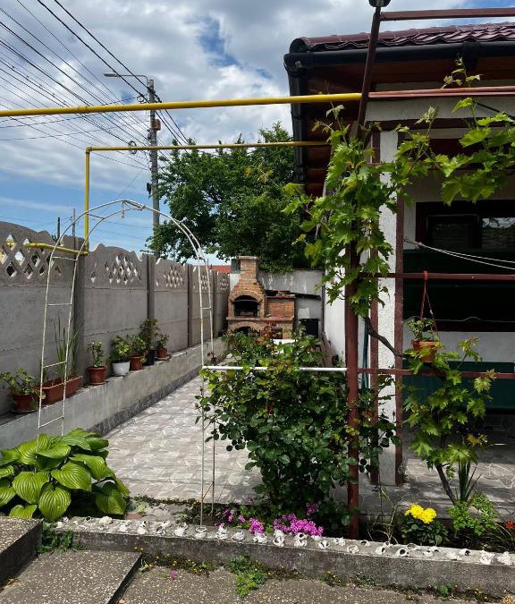 2 Mai House | Casa de vacanță Amy