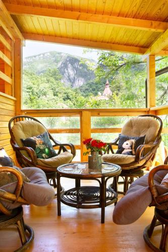 Baile Herculane House | Casa Decebal