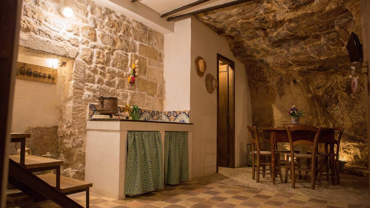 Modica House | Casa degli Avi Donna Peppa in Modica, impossible to imagine magical to live