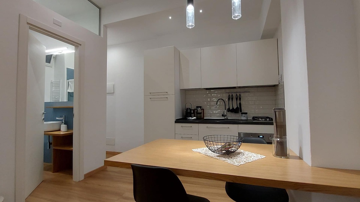 Old Town Apartment | Casa Dei Normanni: DEA by the sea and in the historic center Cefalù