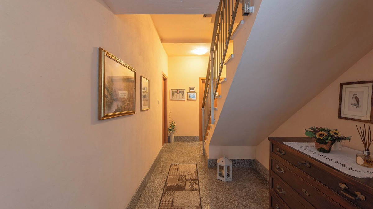 Sella Giudicarie Apartment | CASA DEI RIMONEI 1, apartment in the center of Breguzzo (Campiglio area)