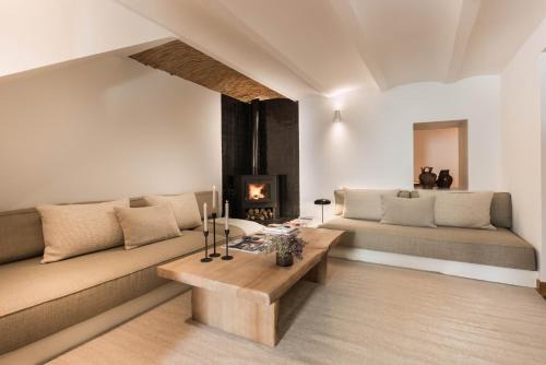 Aldea de Trujillo House | Casa del Aire