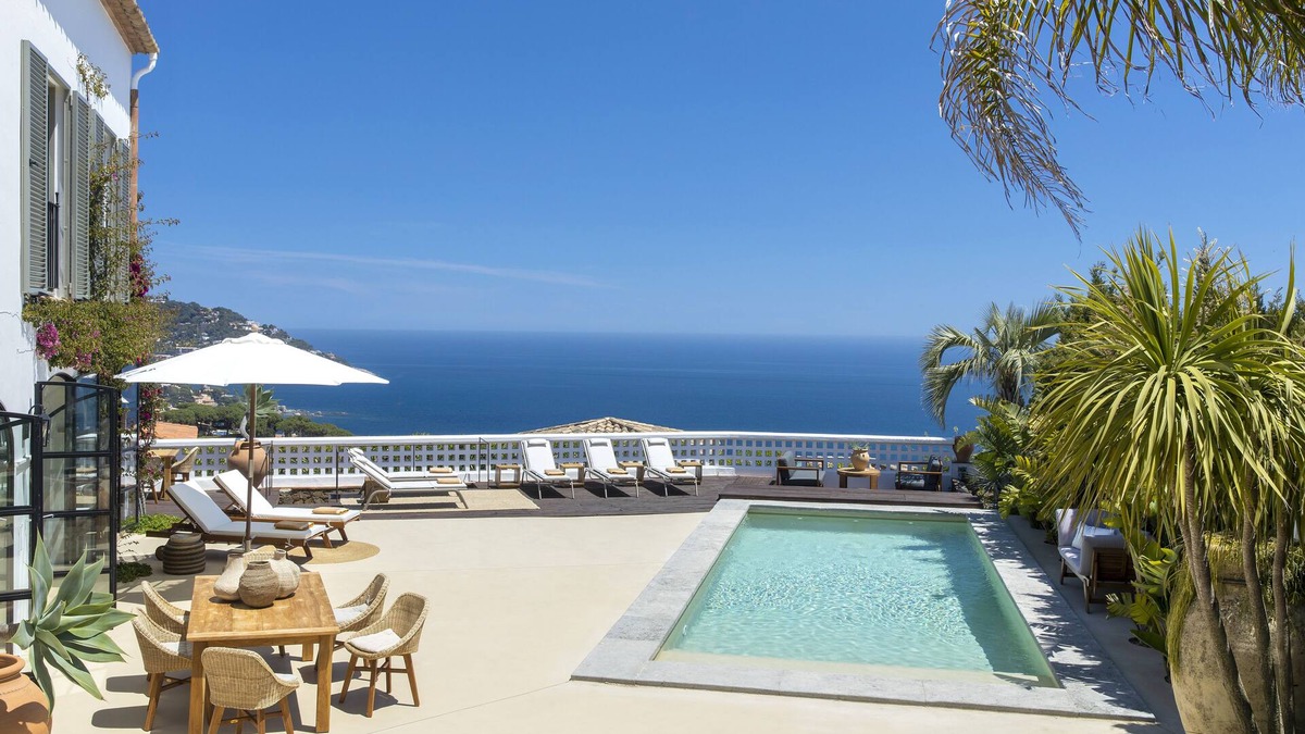 Calella de Palafrugell House | Casa del Mar: A Mediterranean Dream in Calella de Palafrugell