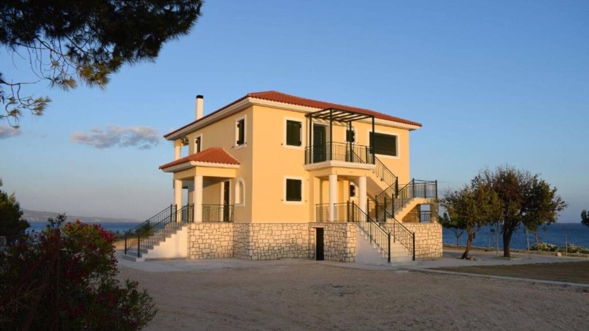 Kounopetra Apartment | CASA DEL MARE Apartment with Veranda and view to the sea.