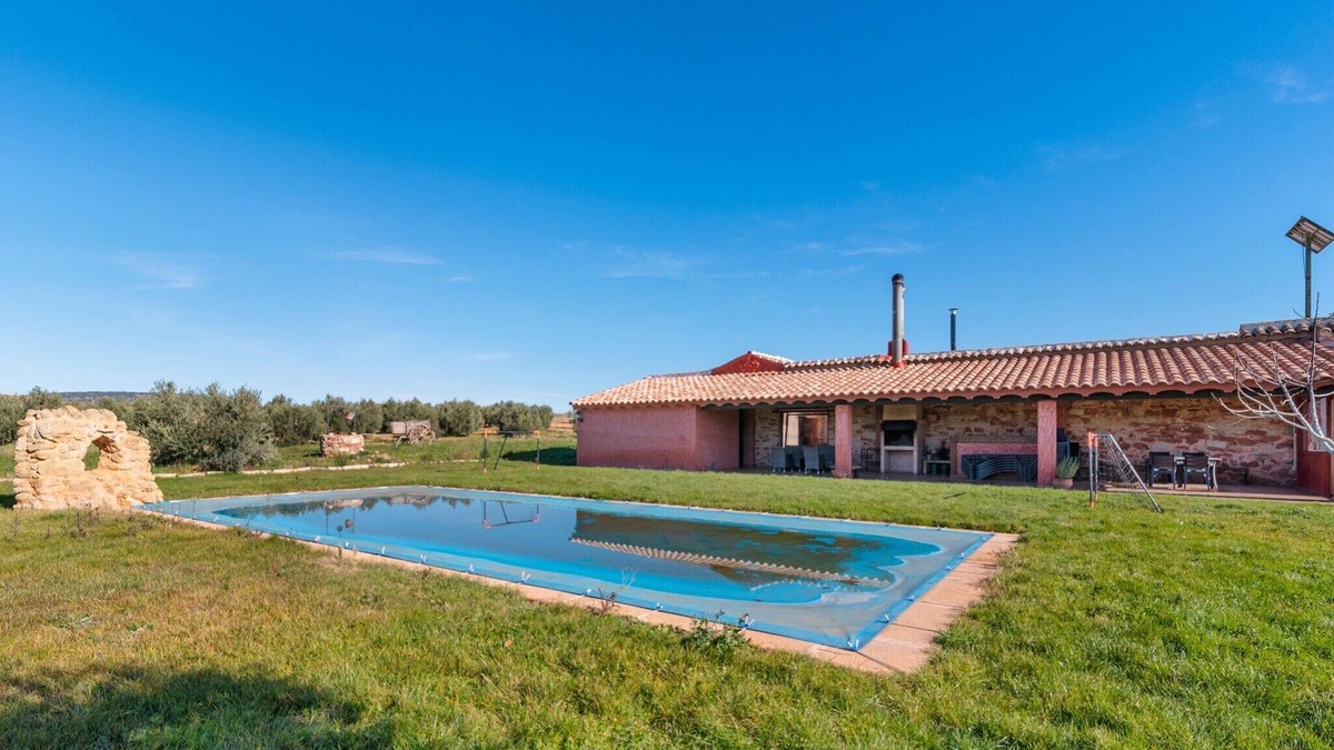 Alcaraz Cottage | Casa del Palomar with Spa and shared pool for 6