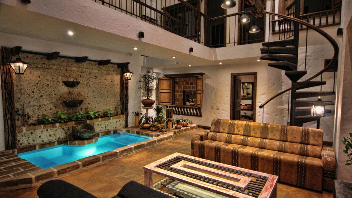 La Florida Apartment | Casa del Reloj CASCADA -Luxury, WaterFall Jacuzzi, Apartment Suite, 1130 sq Feet