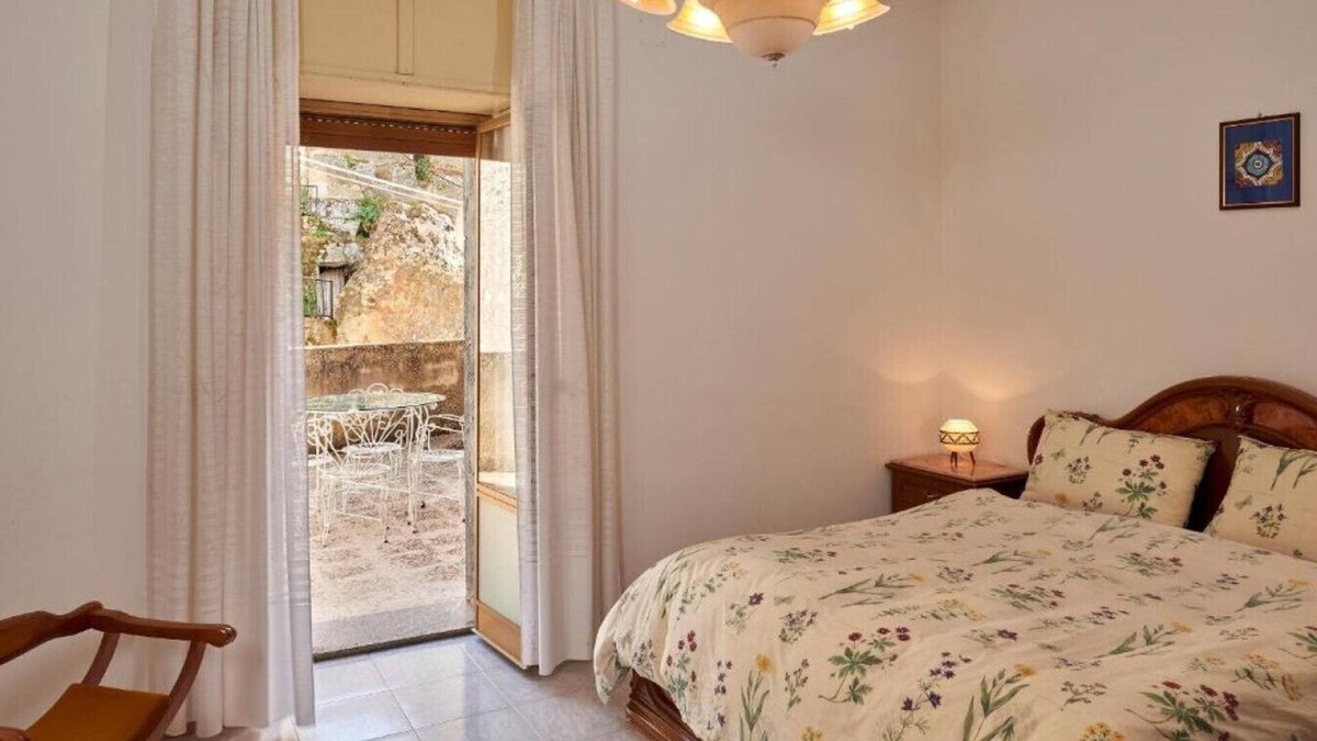 Sperlinga House | Casa della nonna - Italian Vacation