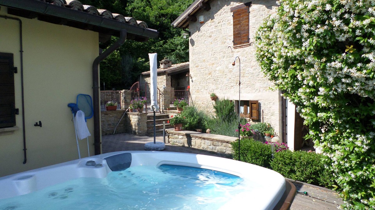Rosora Bed & Breakfast | Casa delle Noci B&B