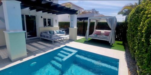 Roldan Villa | Casa Dena