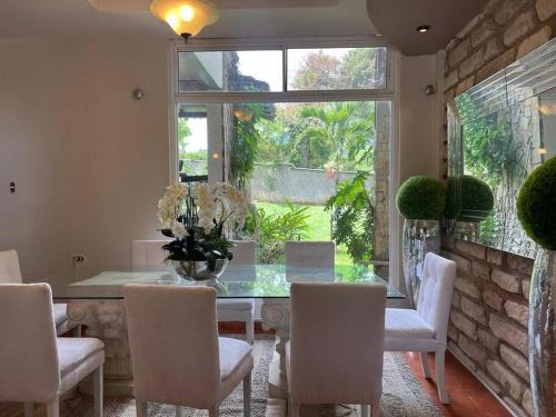 Comayagua House | Casa dentro del Campo de Golf