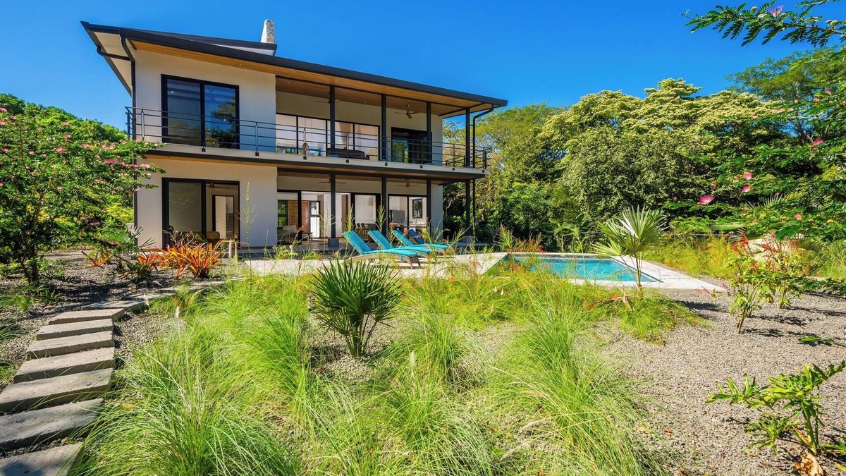 Los Pargos House | CASA DESTINO - 150 METERS FROM THE OCEAN IN OCEANFRONT COMMUNITY