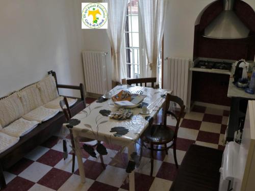 Carpinone House | Casa di Emilia