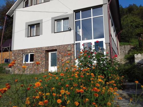 Ocolis House | Casa din prund Ocolis