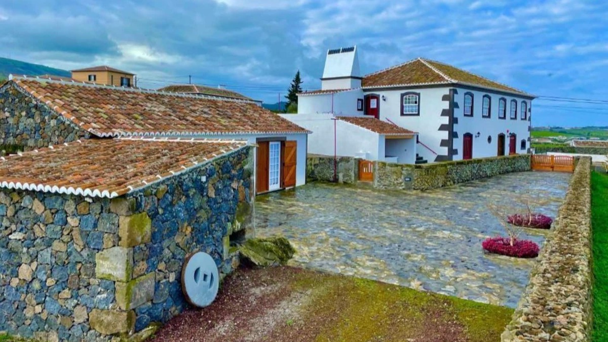 Praia da Vitoria Cottage | Casa do Avô José Alves (T3), Country House - Rural Tourism
