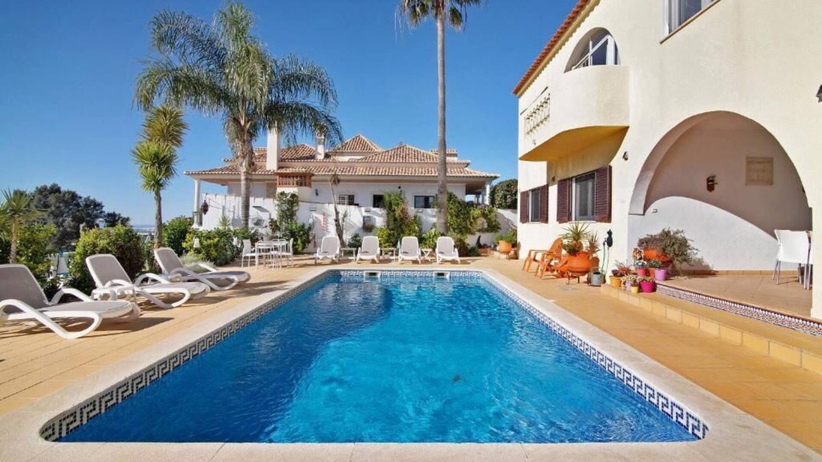 Cerro do Mocho Villa | Casa do Lasco your Algarvian home from home. Located between Almancil and Loule