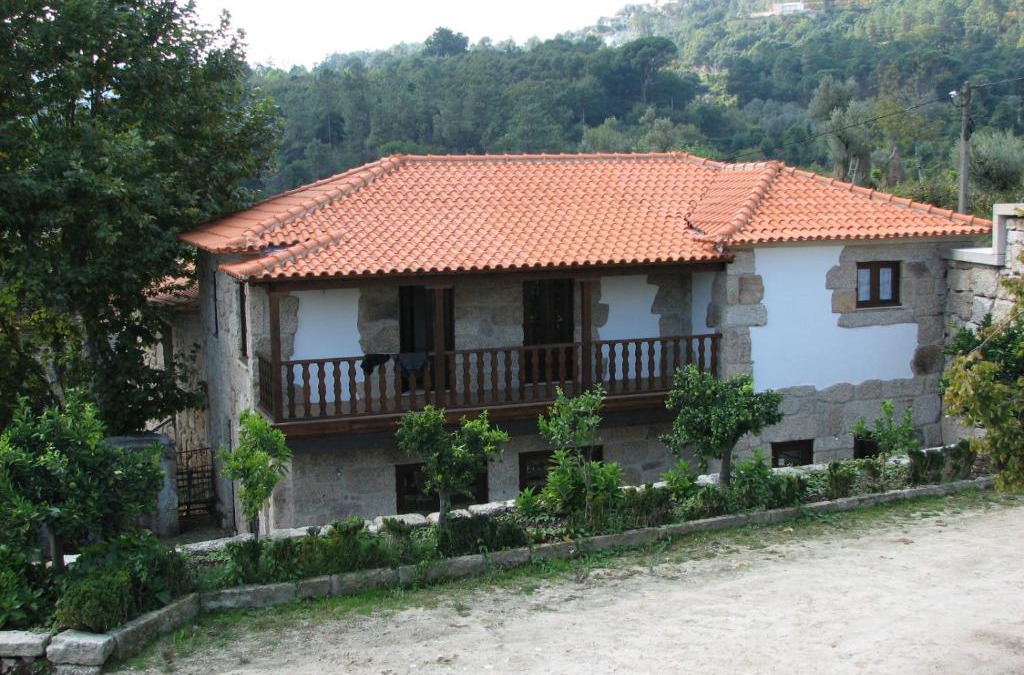 Britelo House | Casa do Outeiro da Ribeira