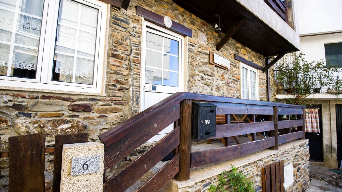 Braganca Cottage | Casa do Pascoal, 2 + 2 people, in the Heart of the Natural Park of Montesinho
