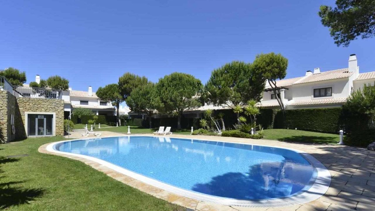 Charneca House | Casa do Pinhal II- Pool & Garden - CheckinHome