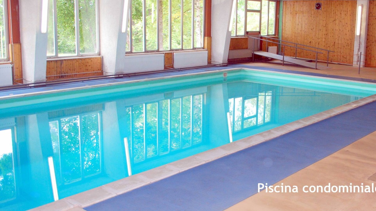 Prato Nevoso Apartment | CASA DOLCE CASA large mountain-style apartment ski-in ski-out, pool, parking