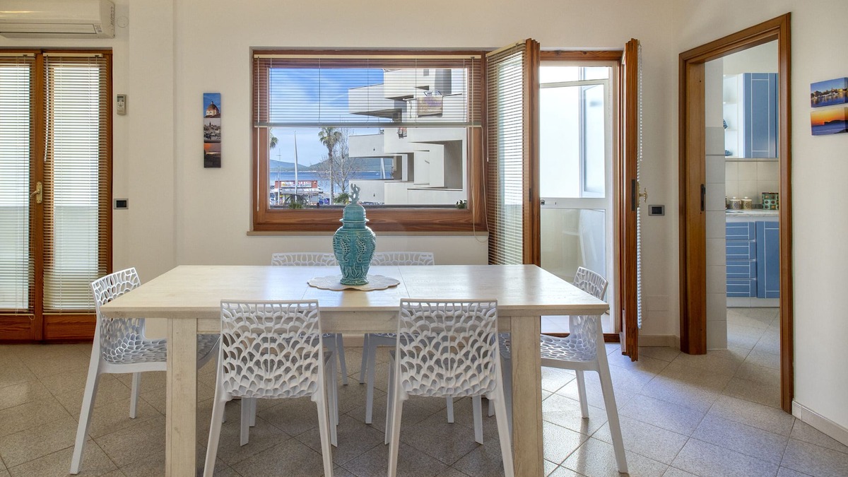 Pivarada Apartment | Casa Dony, spacious apartment a few steps from the sea of ​Alghero.