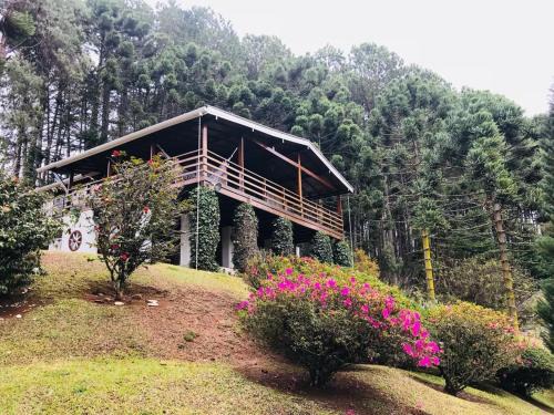 Jardim Europa House | Casa dos Pinheiros Campos do Jordão