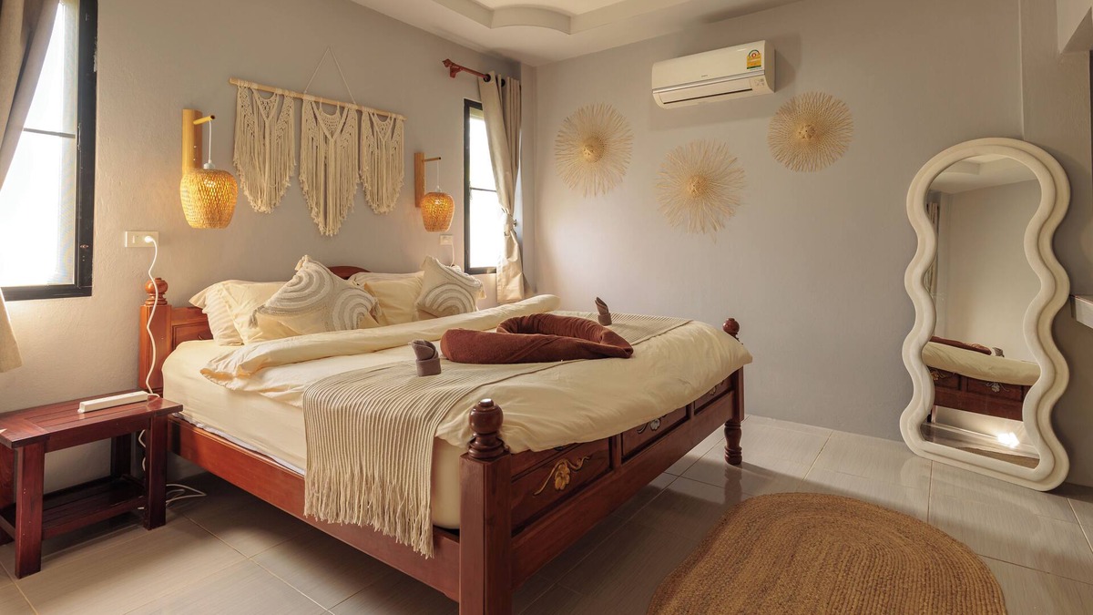 Thong Sala House | Casa Eden Thong Sala Center 2BR 4K TV AC