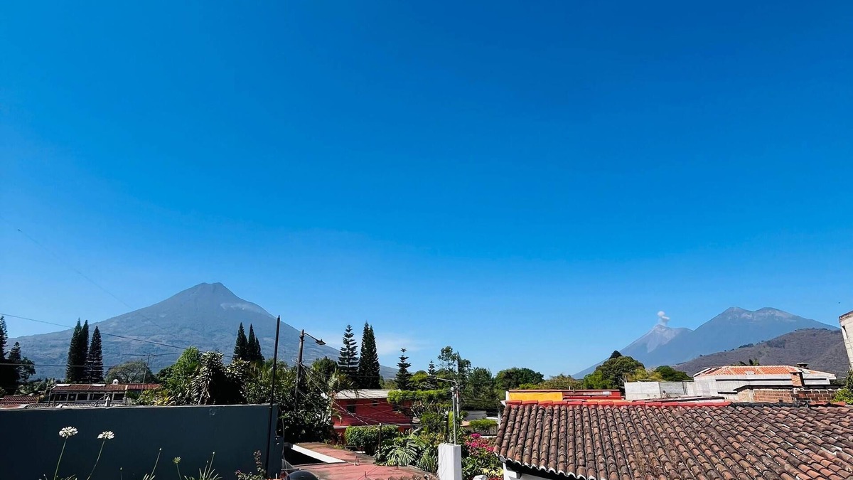 Antigua Guatemala Bed & Breakfast | Casa ELA