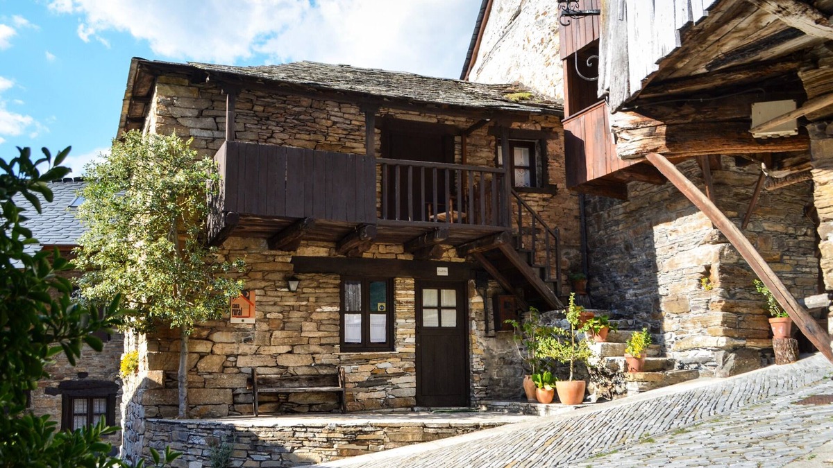 Penalba de Santiago Cottage | Casa Elba, rural charm in Peñalba de Santiago