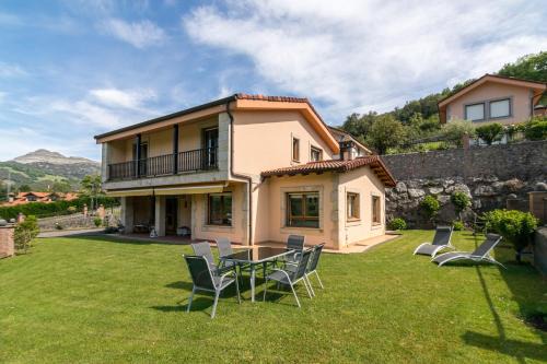 Valle de Ruesga House | Casa Elena (Chalet individual en Valle de Ruesga)