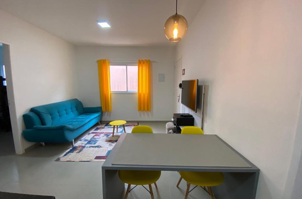 Indaia Apartment | Casa em Bertioga condomínio 200 metros da praia