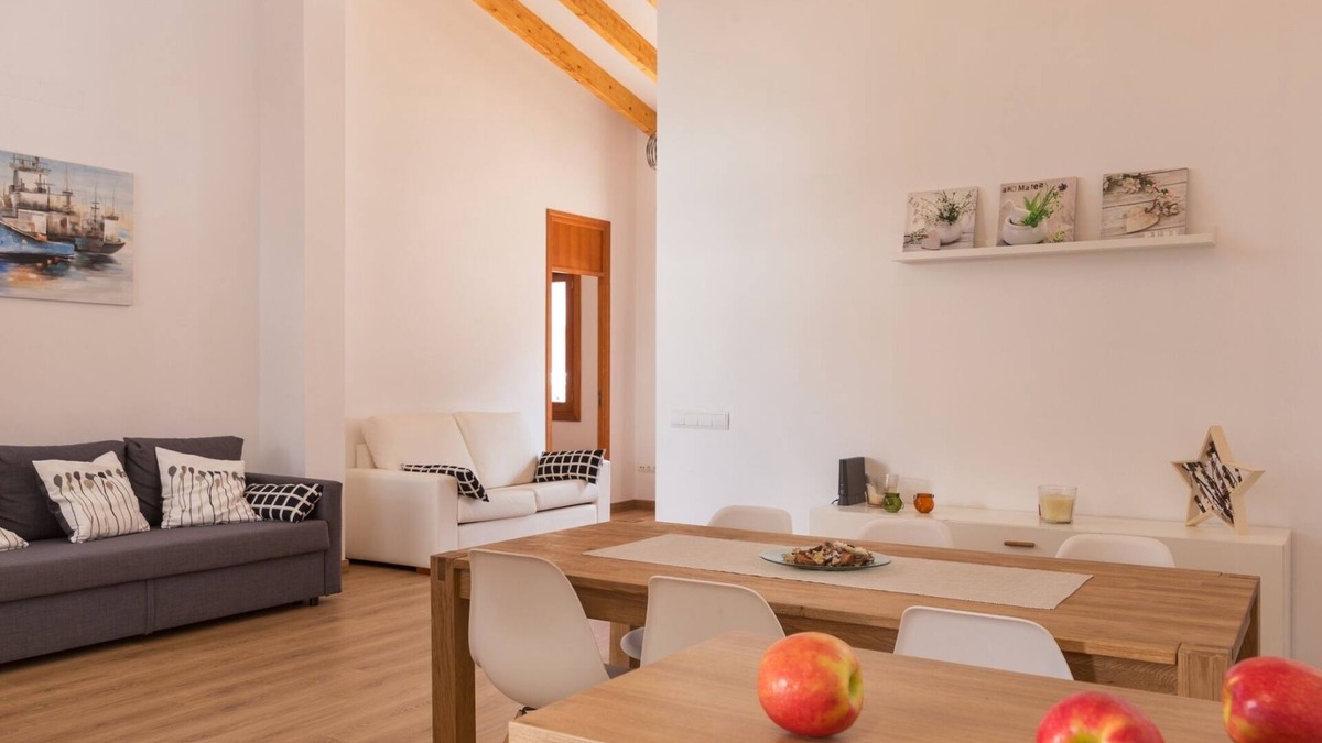 Can Picafort Villa | Casa Embat - Beautiful house with terrace 150 meters from the beach