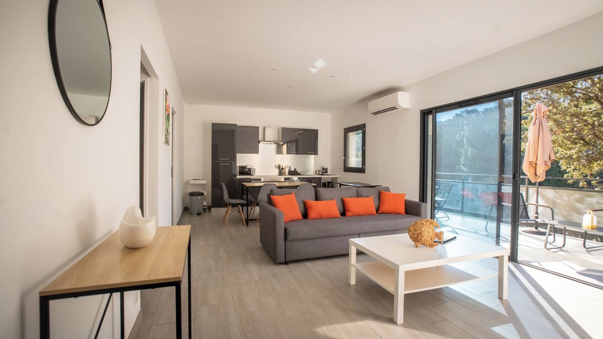 Sollacaro Apartment | Casa Emma