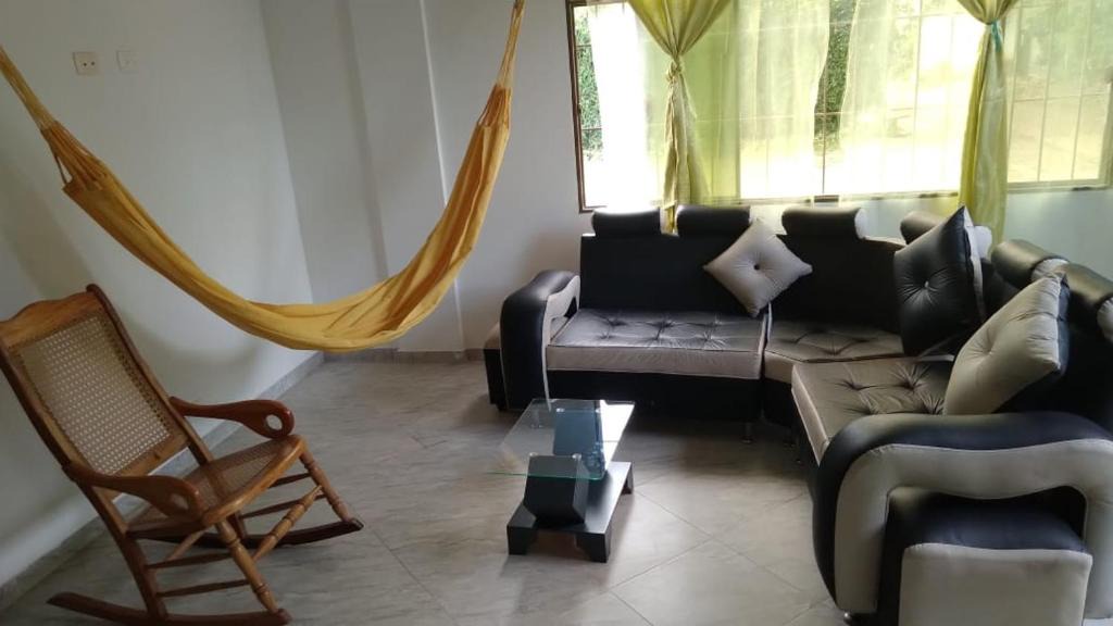 Apulo House | Casa en conjunto campestre, rana y bolirrana incluido.