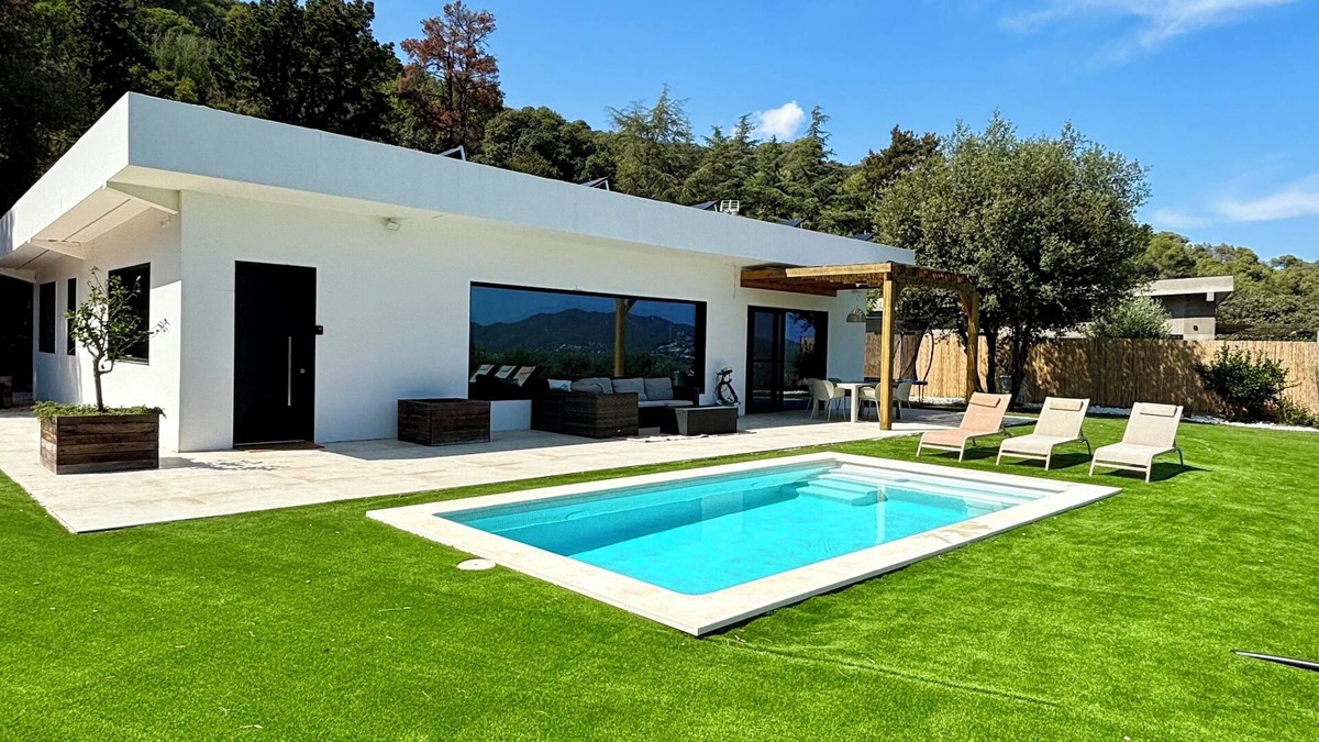 Vallromanes House | Casa en Plena Naturaleza