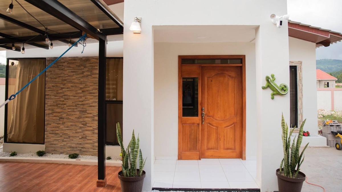 Intibuca House | Casa en Residencial Luna Maqui. Seguridad 24/7