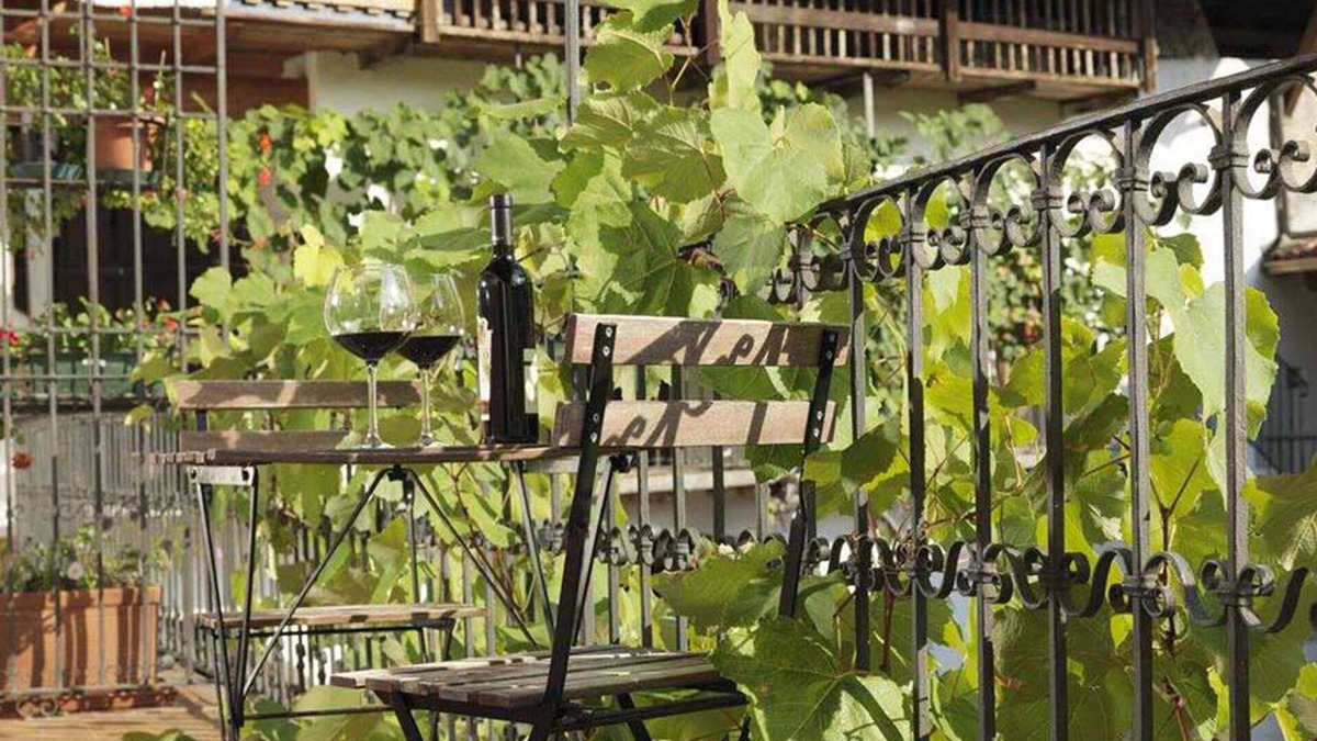 Idro Apartment | Casa Enrica, up to 4 people, 200m to the lake, very quiet and romantic location