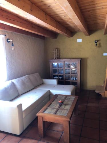 Villanueva de los Caballeros House | Casa Mediodía