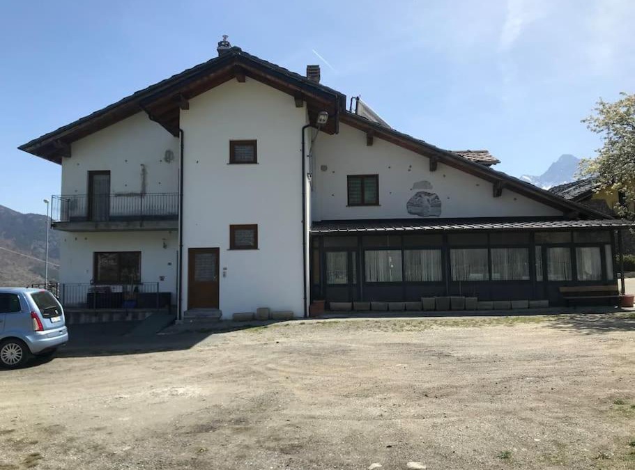 Fiou Apartment | Casa ex bar Fiolet