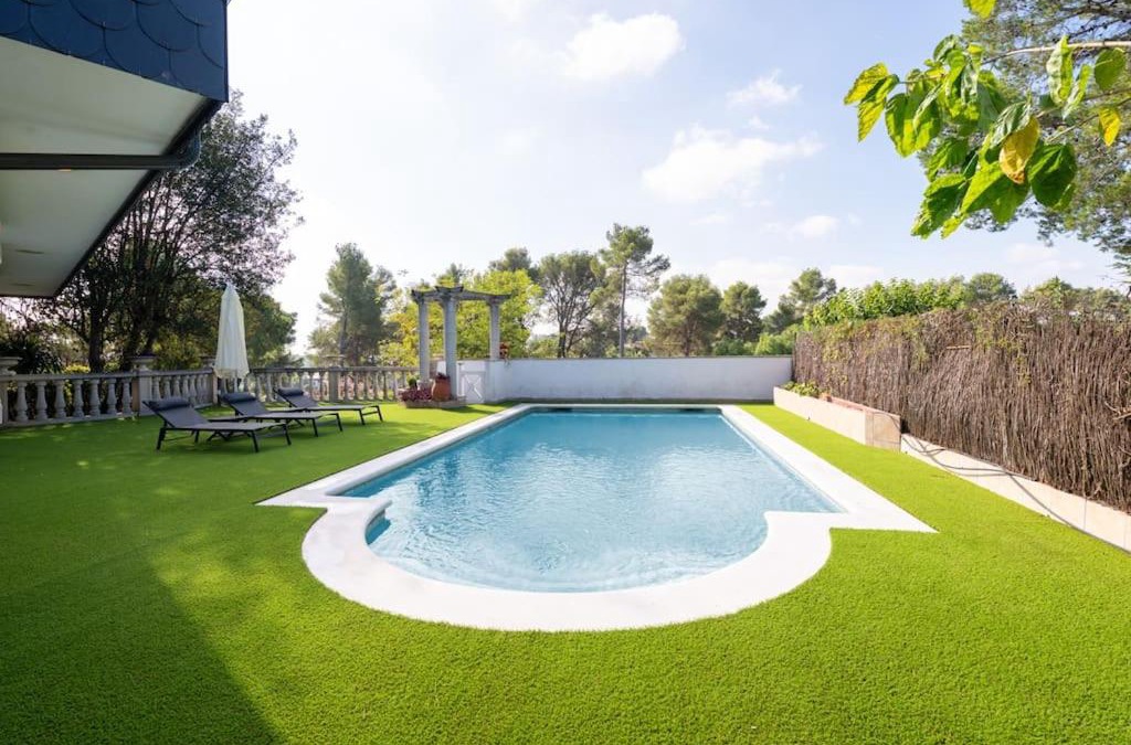 Palleja House | Casa Farré next Barcelona Center