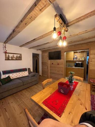 Falcade Apartment | Casa Felice