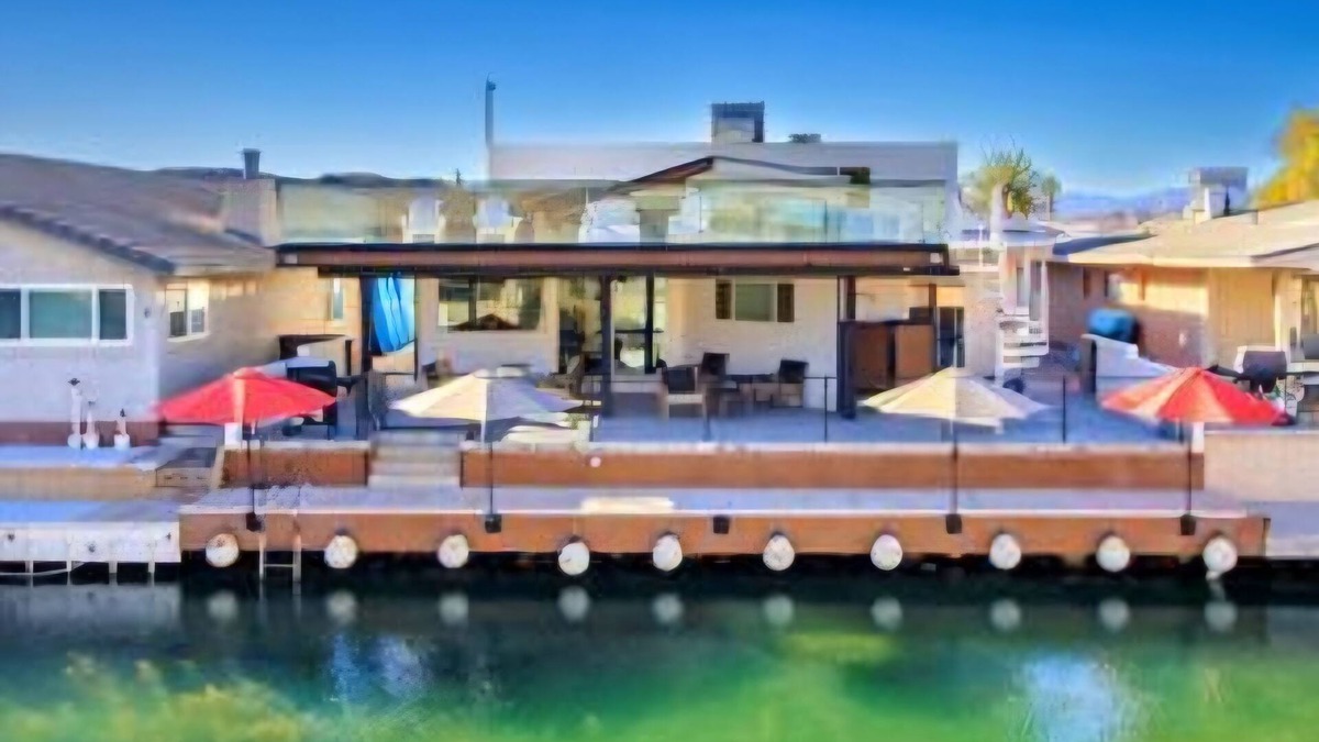 Moovalya Keys House | CASA FELIZ on the water in AZ's MINI-VENICE 4-bedroom house with 2 masters