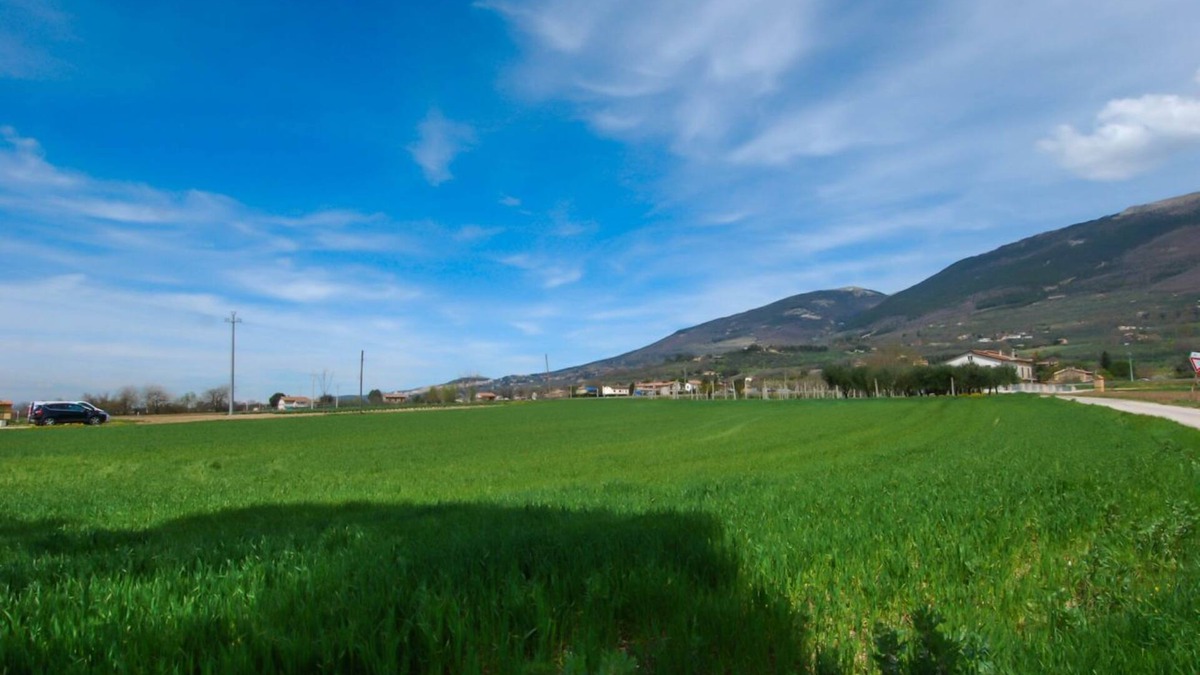 Casenuove Apartment | Casa Fiorelli Luna Apartment a stone's throw from Assisi