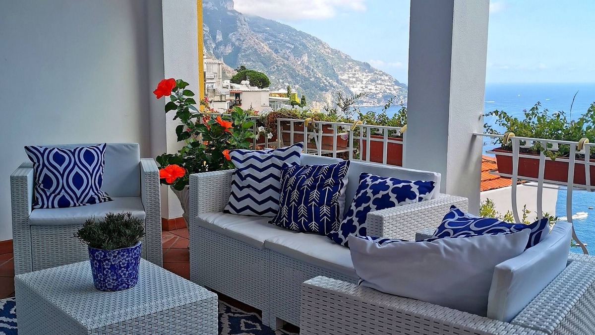 Chiesa Nuova Villa | Casa Fiorita, a corner of paradise