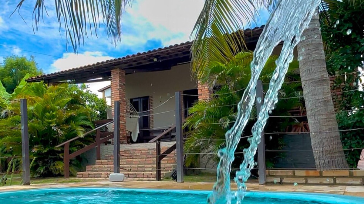 Beberibe House | Casa Florida-Charming 4-bedroom house with WiFi in marvelous Morro Branco