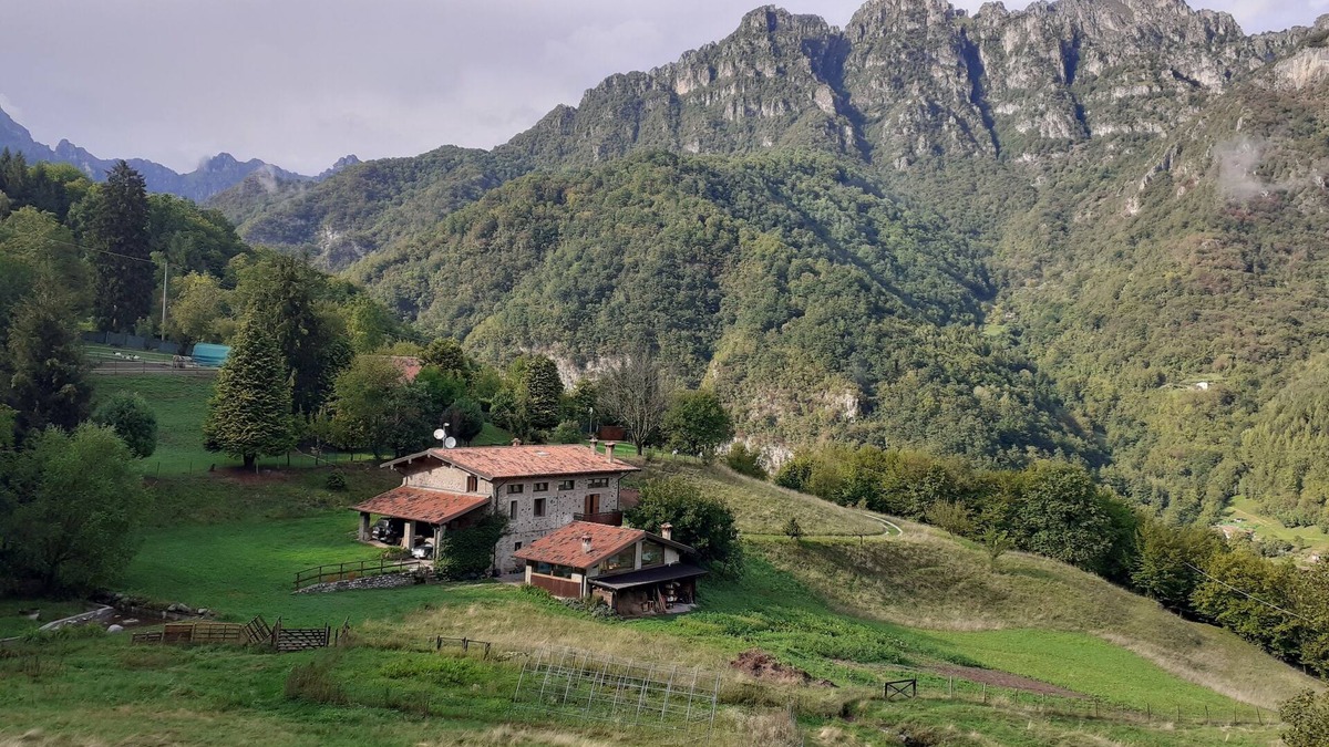 Lavenone Apartment | Casa FontaGusta - fantastic view of the Piccoli Dolomiti