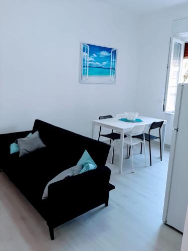Laigueglia House | Casa Fuerte