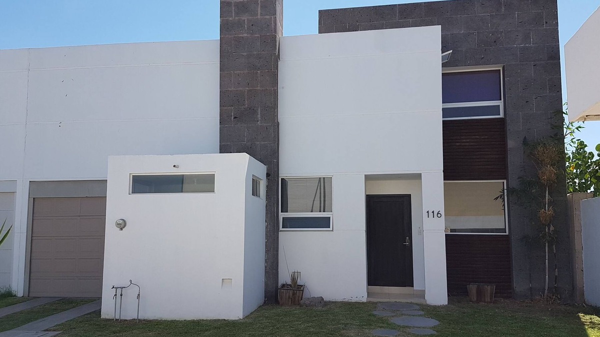 Torreon House | Casa Gabrielas 116: 3BR house completely furnished excellent location