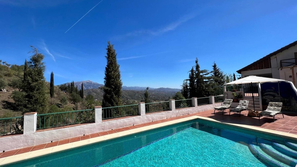 Comares Villa | Casa Ganga | Holiday villa for the whole family in Spain